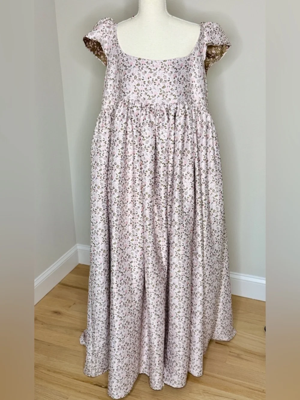 Selkie Bridgerton On a Cloud Maxi Sample Dress NWT Pink floral - Picture 2 of 7